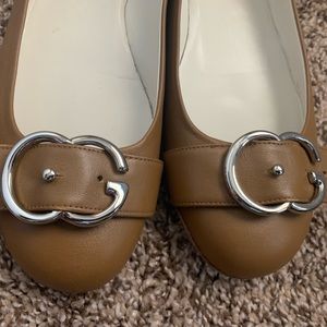 Gucci Sachalin Ballet flat taupe leather with silver logo Sz 41